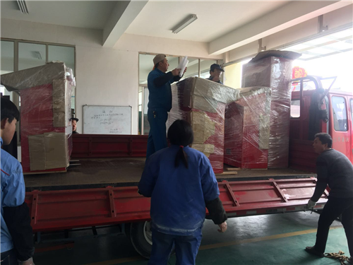 消防設備用電器控制箱